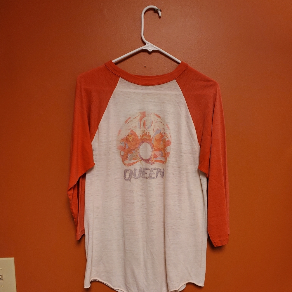 Rare Vintage Queen band T shirt